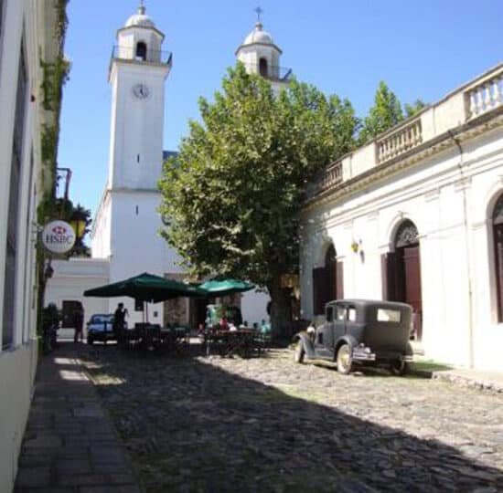 Excursão á Colônia do Sacramento (Uruguai)